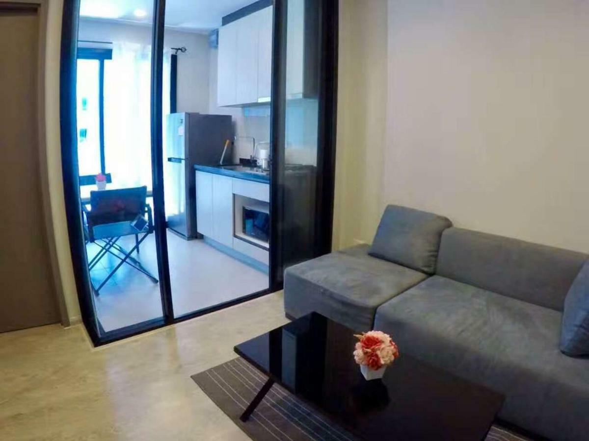 The Base Central Pattaya Eksteriør billede